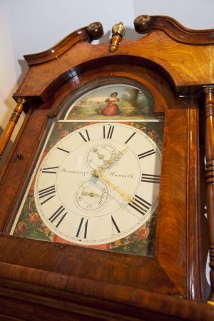 parsonage clock 1 sm.jpg